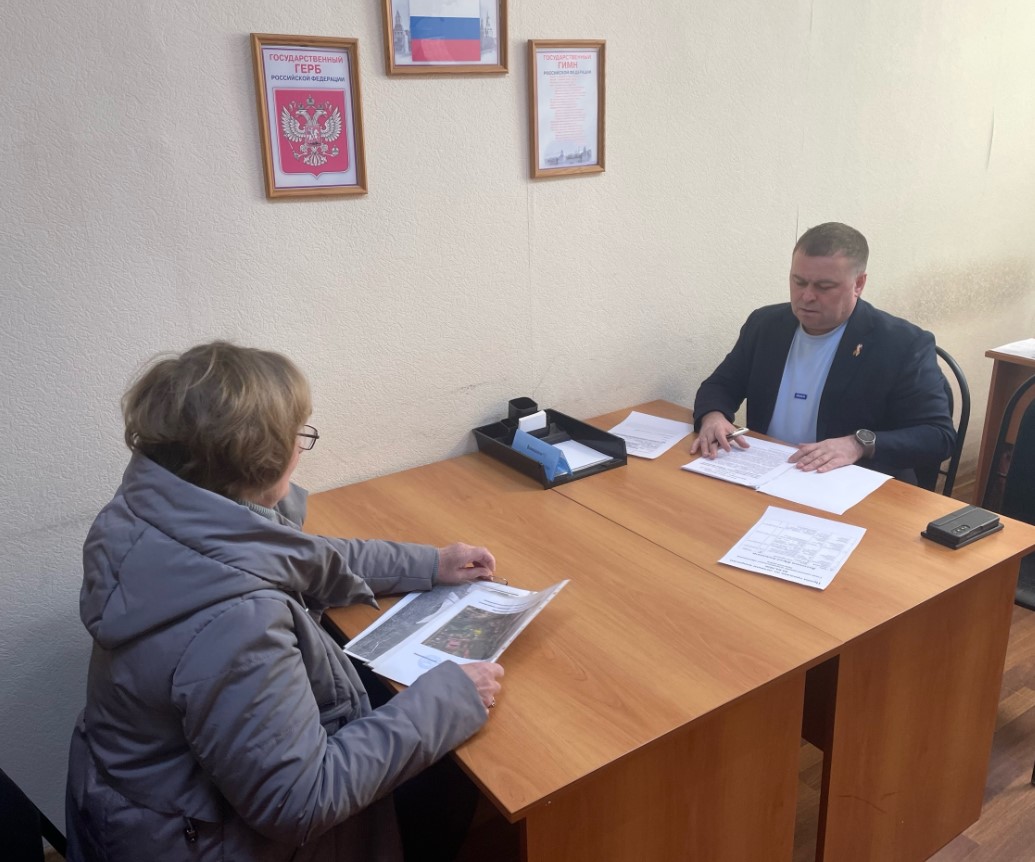 Глава администрации МО Заокский район Волченков Юрий Алексеевич провёл личный приём граждан Глава администрации МО Заокский район Волченков Юрий Алексеевич провёл личный приём граждан.