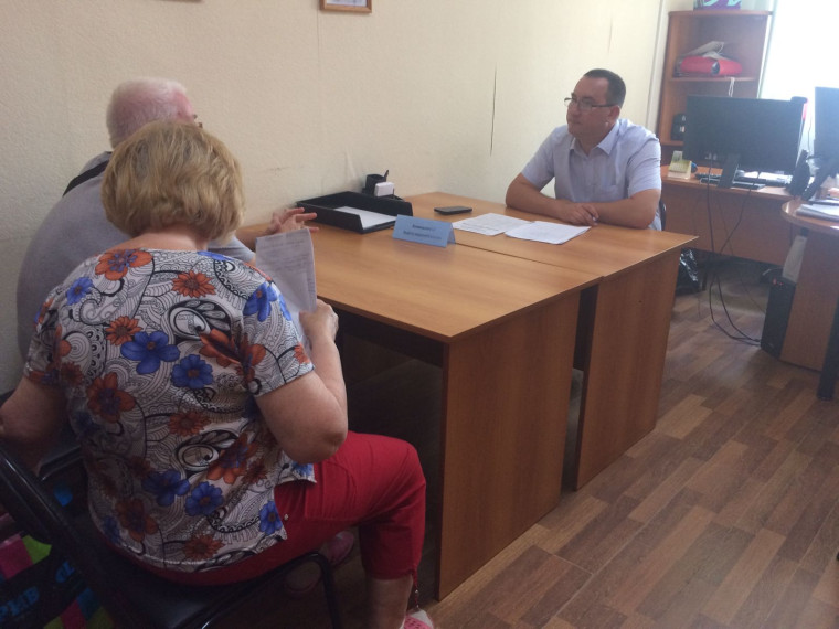 17.07.2024 Глава администрации МО Заокский район Атаянц Александр Юрьевич провел личный прием граждан. 17.07.2024 Глава администрации МО Заокский район Атаянц Александр Юрьевич провел личный прием граждан.