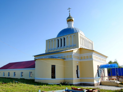 Храм святителя Николая Мирликийского Храм святителя Николая Мирликийского.