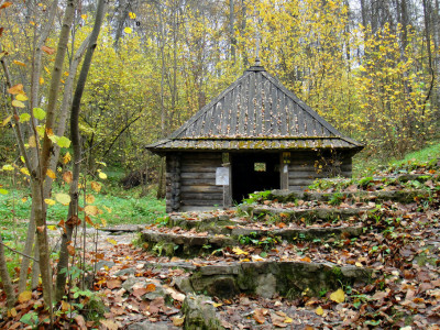Святой источник на месте явления иконы Казанской Божьей Матери, с.Бёхово Святой источник на месте явления иконы Казанской Божьей Матери, с.Бёхово.